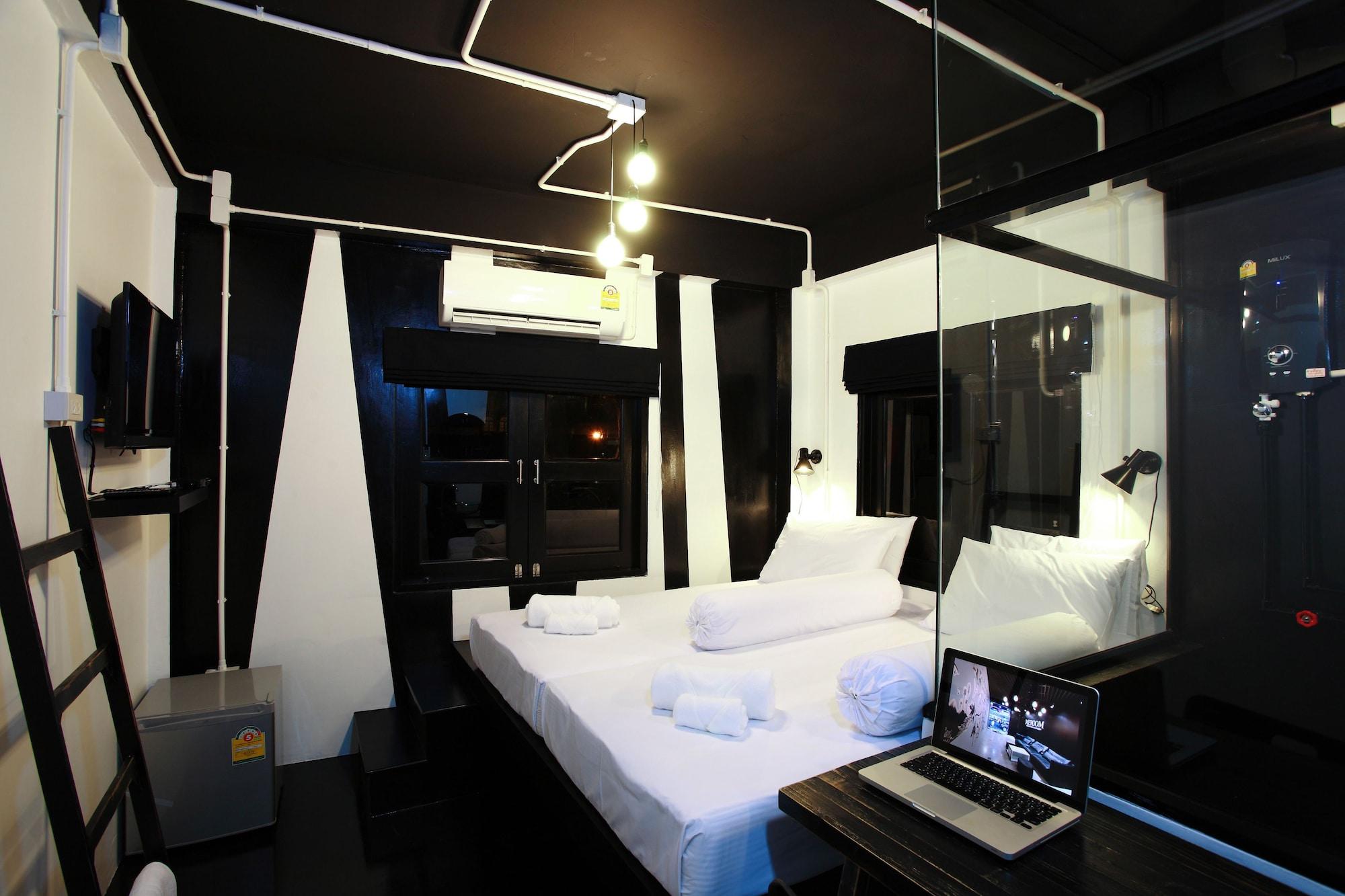 Meroom Phuket Extérieur photo
