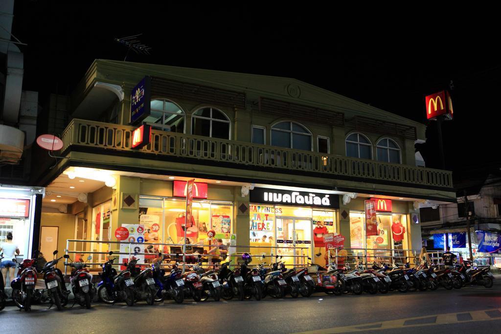 Meroom Phuket Extérieur photo